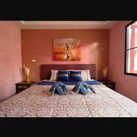Rawai Royal Chang Of Siam Boutique Resort מראה חיצוני תמונה