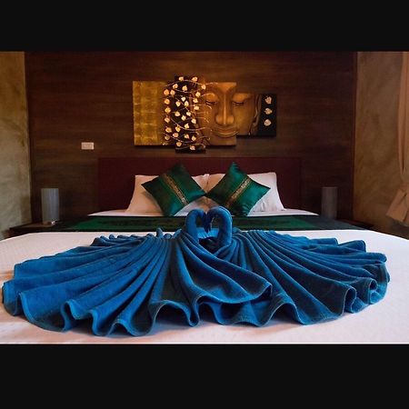 Rawai Royal Chang Of Siam Boutique Resort מראה חיצוני תמונה